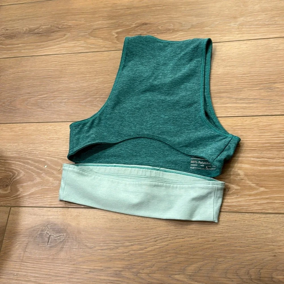 Outdoor Voices Tri-Tone Slashback Crop Top Bra - Picture 6 of 6